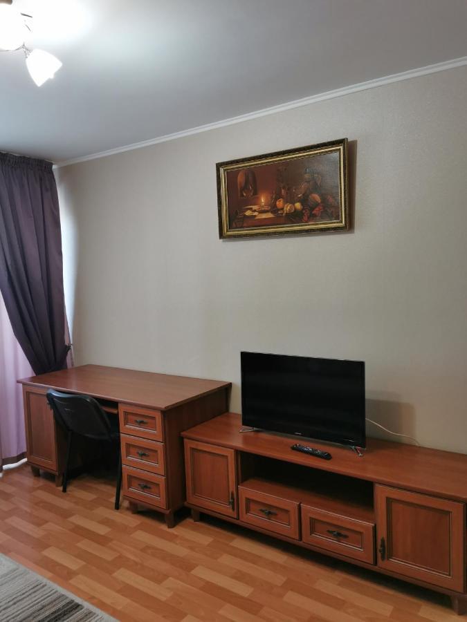 1 Комнатная Квартира В Самом Центре С Видом На Сквер Kostanay Exterior photo
